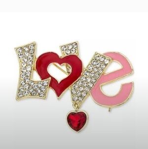 Holiday Lane- " LOVE " ♥️ Brooch-Pin